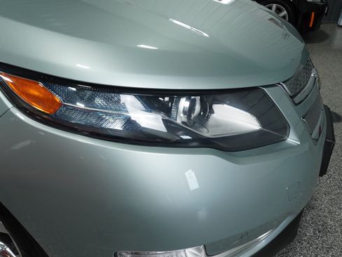 Used 2013 Chevrolet Volt Premium FWD image 7