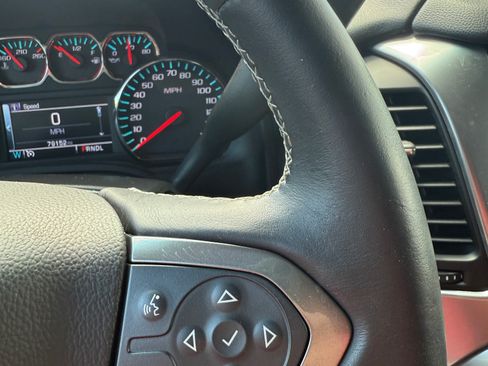 Used 2018 Chevrolet Tahoe LS image 11