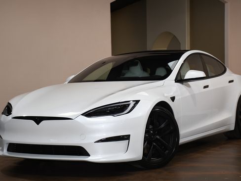 Used 2023 Tesla Model S Long Range image 11