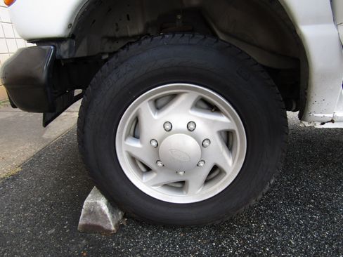 Used 2007 Ford E-350 and Econoline 350 XL image 17