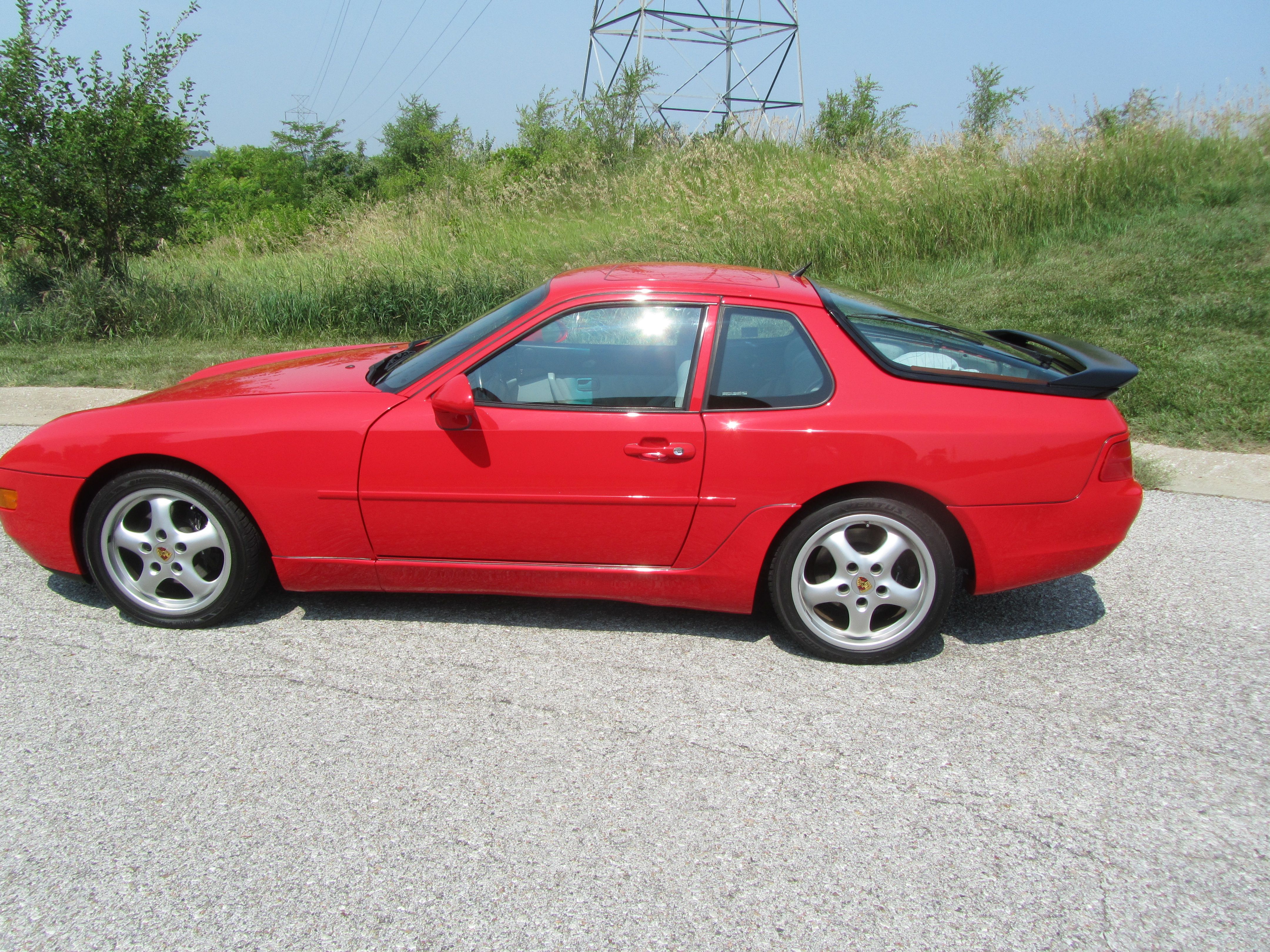 Used 1995 Porsche 968 Coupe RWD image 2