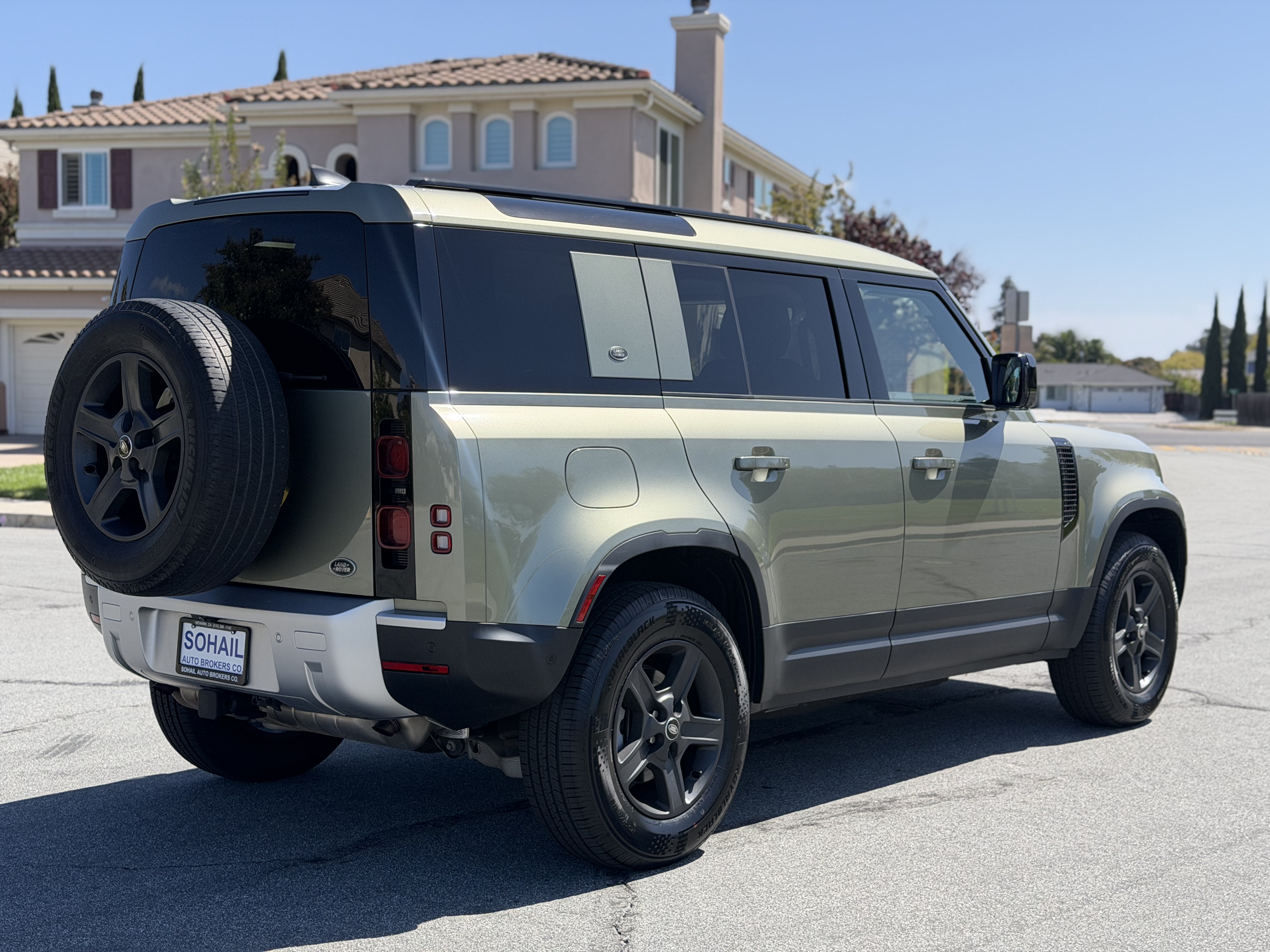 Used 2020 Land Rover Defender 110 AWD/4WD image 7