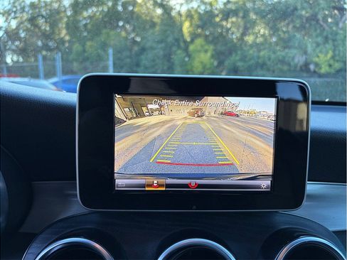 Used 2019 Mercedes-Benz GLC 300 GLC 300 Sport Utility 4D image 27