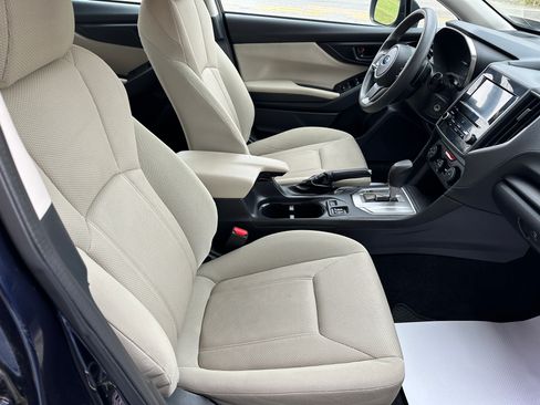 Used 2019 Subaru Impreza 2.0i Premium image 12