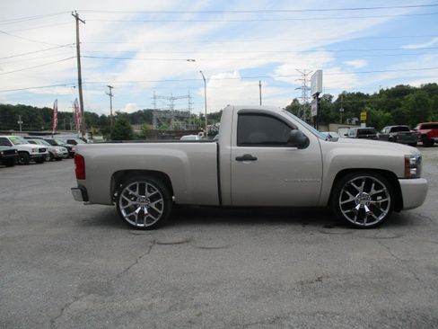 Used 2007 Chevrolet Silverado 1500 2WD Regular Cab LT image 6