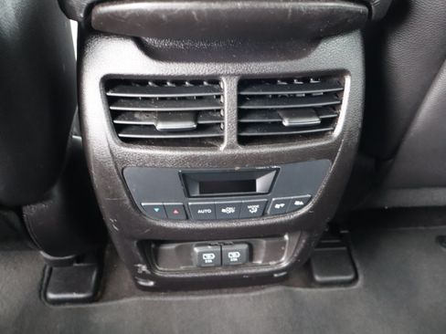 Used 2020 Acura MDX SH-AWD image 18