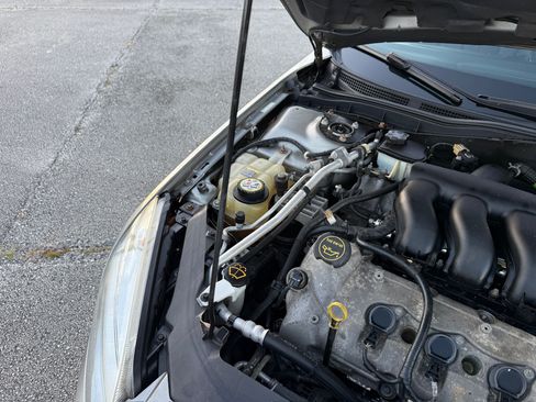 Used 2009 Mercury Milan Premier image 34