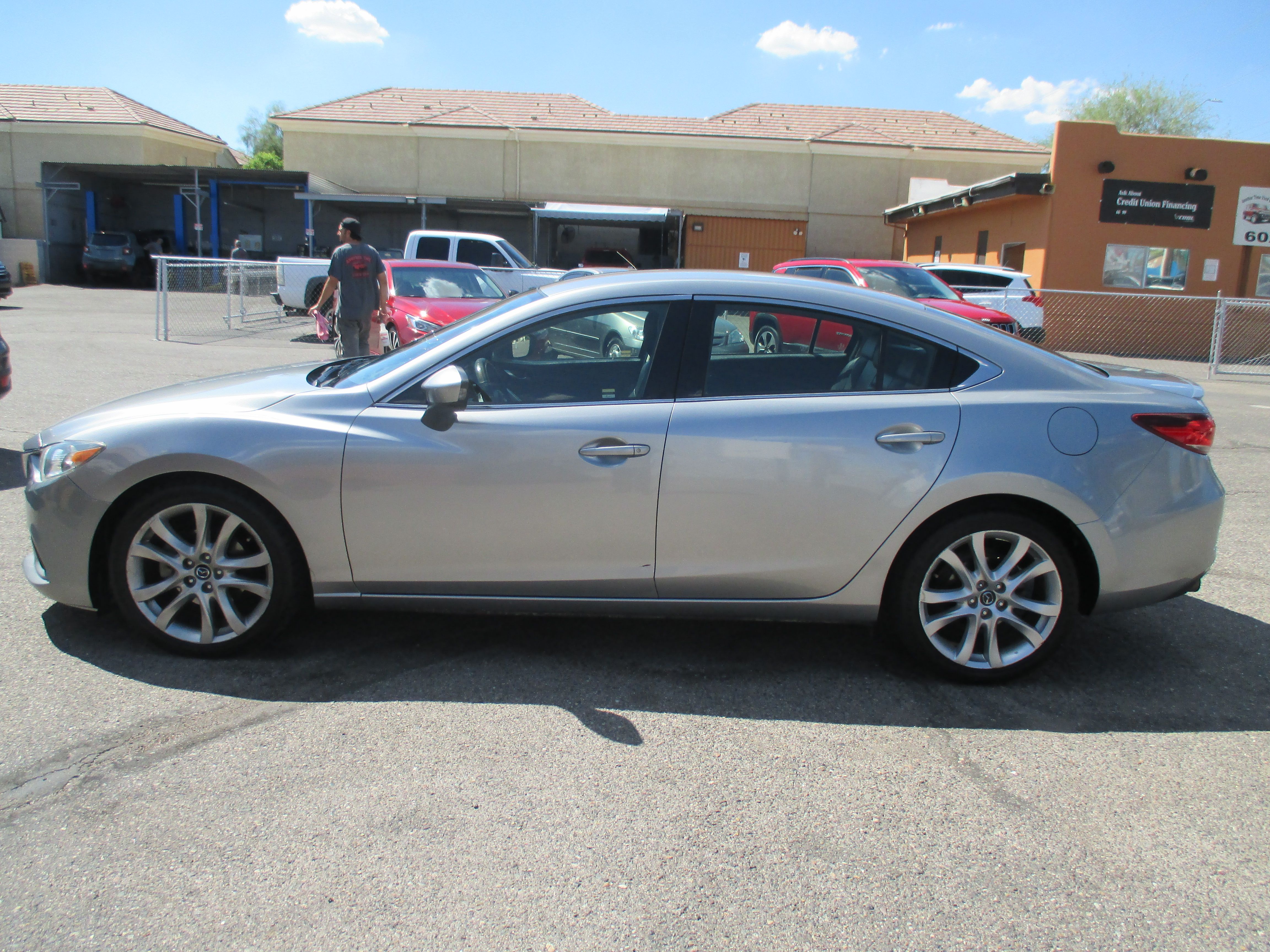 Used 2014 MAZDA MAZDA6 i Touring FWD image 2
