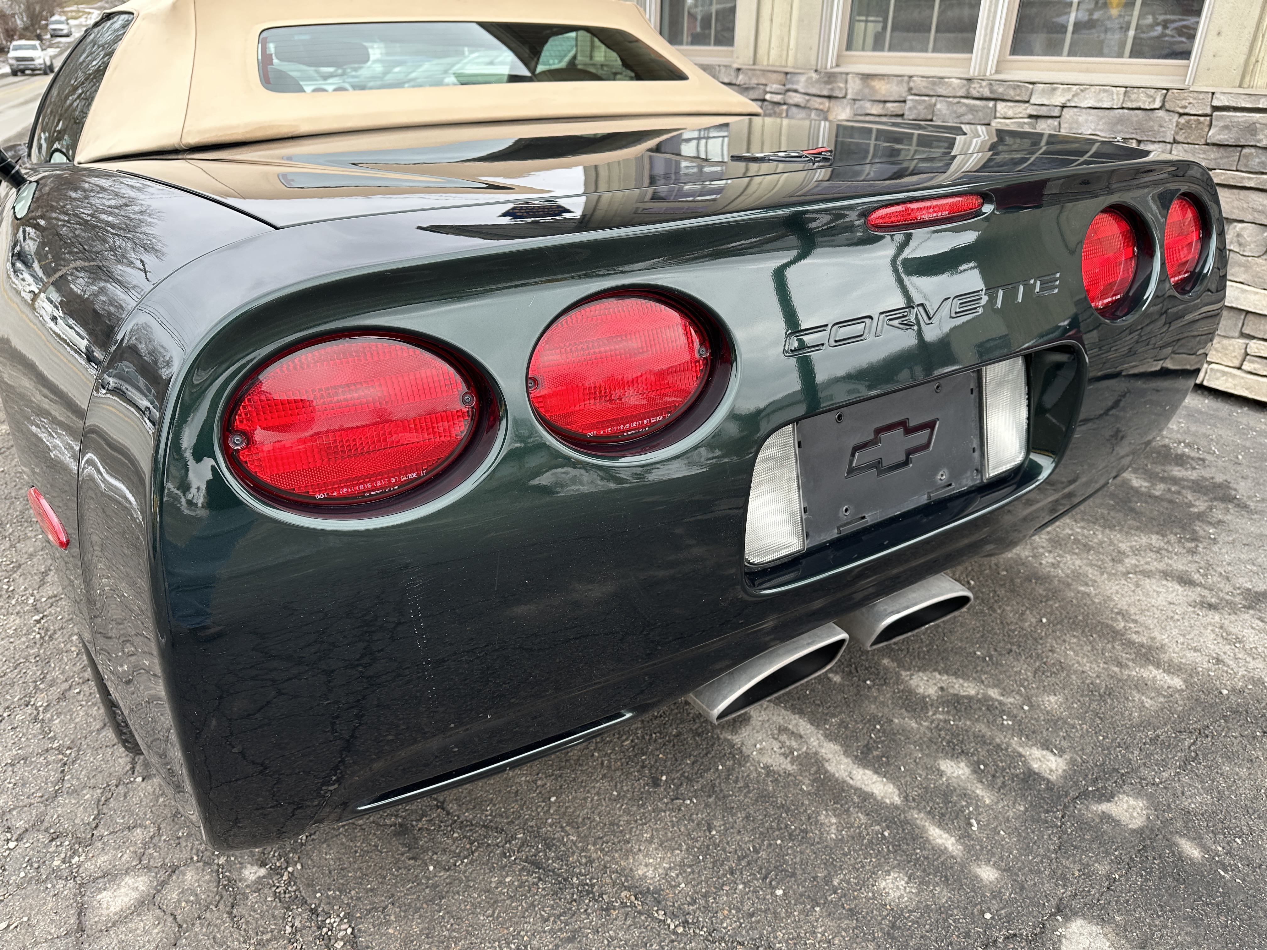Used 2000 Chevrolet Corvette RWD image 8