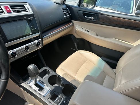 Used 2015 Subaru Outback 2.5i Limited image 15