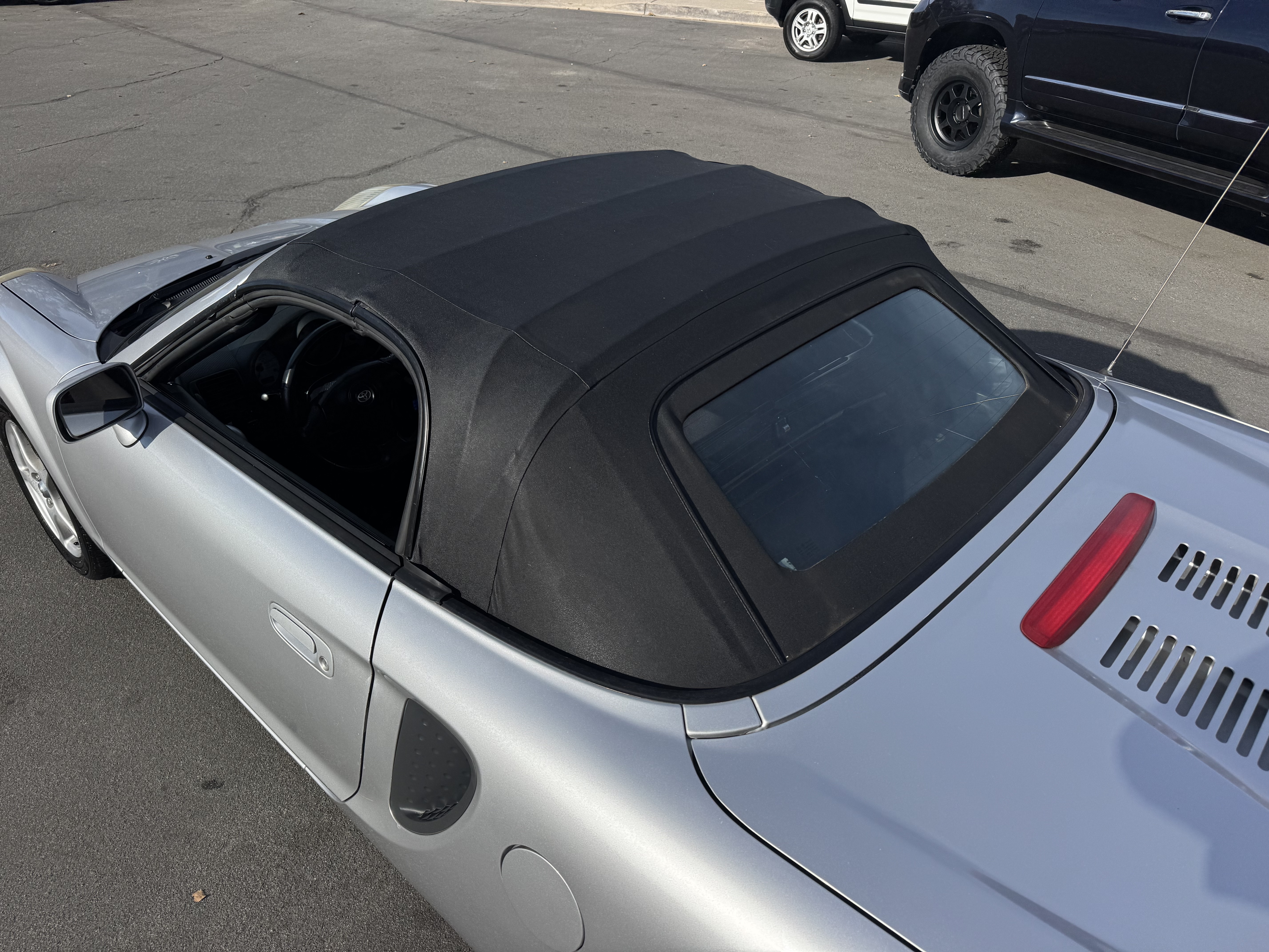 Used 2002 Toyota MR2 Spyder RWD image 21