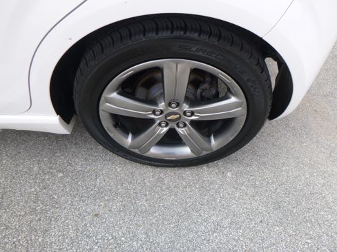 Used 2014 Chevrolet Sonic RS image 9