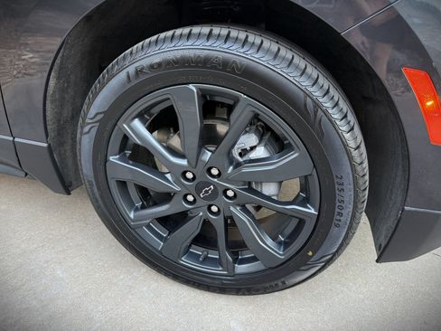 Used 2022 Chevrolet Equinox RS image 12