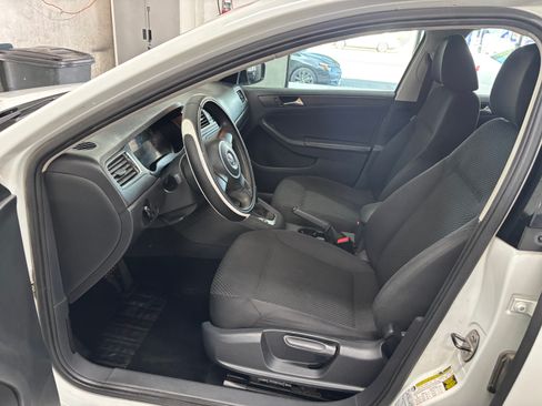 Used 2014 Volkswagen Jetta S image 11