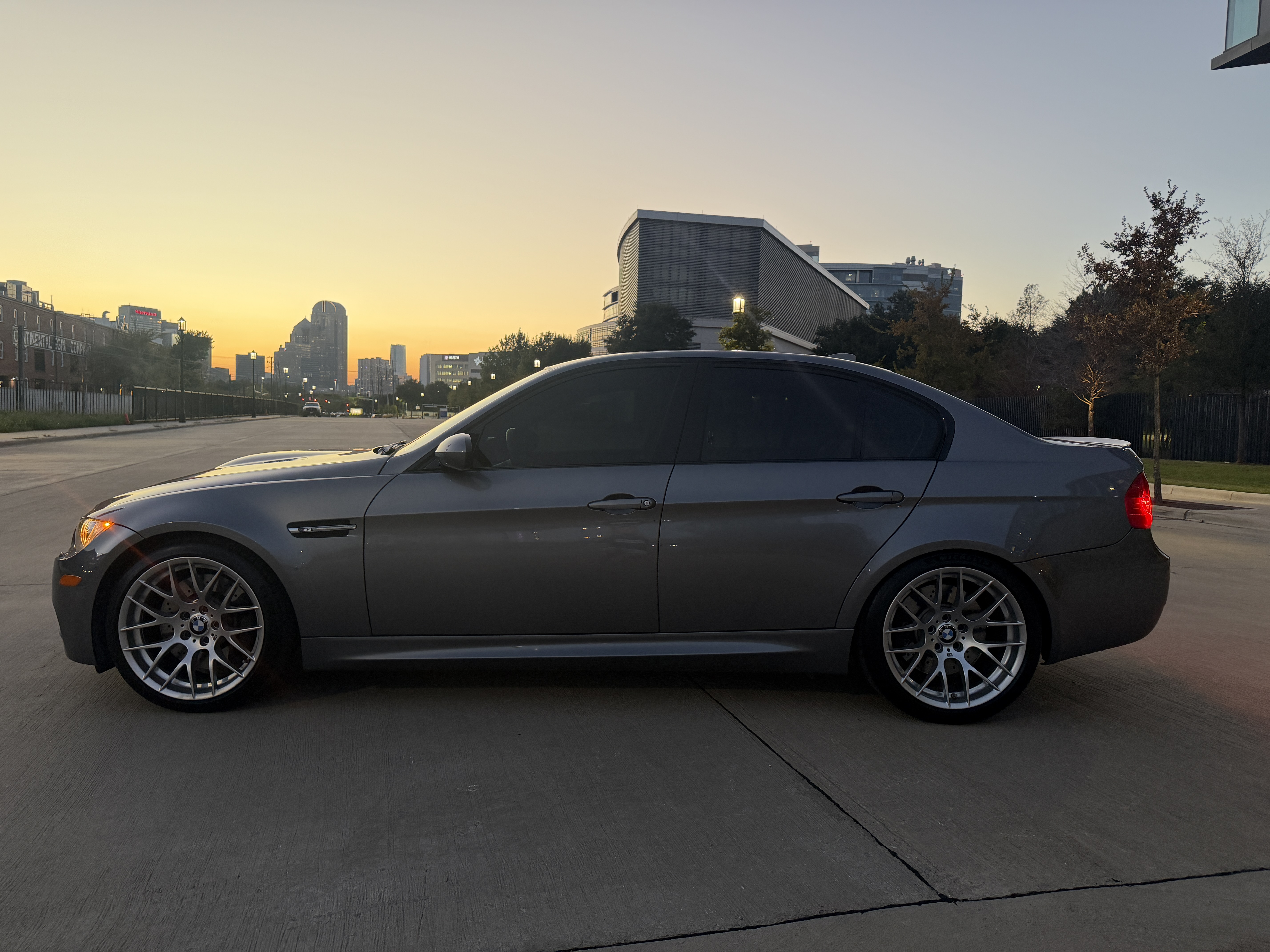 Used 2011 BMW M3 Competition RWD image 12