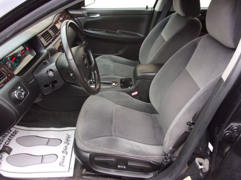 Used 2012 Chevrolet Impala LT FWD image 8