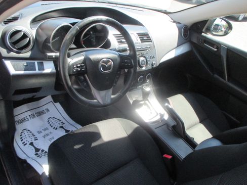 Used 2013 MAZDA MAZDA3 i Touring Sedan FWD image 9