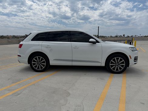Used 2017 Audi Q7 3.0T Premium Plus AWD/4WD image 6