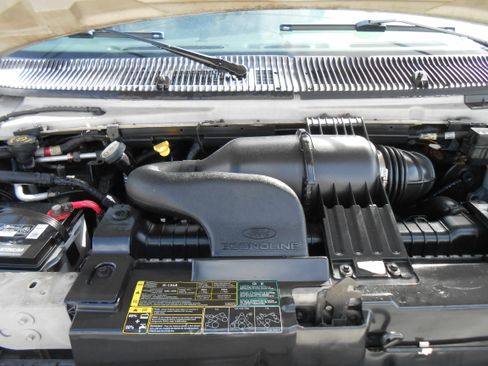 Used 2004 Ford E-150 and Econoline 150 XL image 20