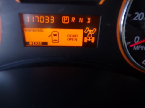 Used 2013 Nissan Armada 4WD Platinum image 14