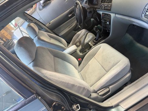 Used 1996 Honda Accord DX image 26