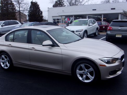 Used 2015 BMW 328i xDrive image 3