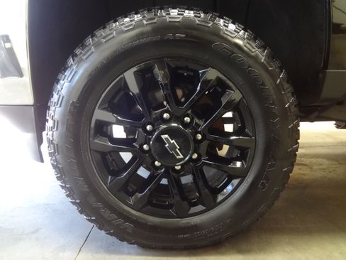 Used 2015 Chevrolet Silverado 2500 LTZ image 20