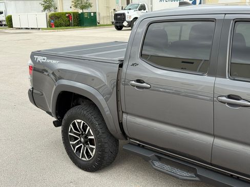 Used 2021 Toyota Tacoma TRD Sport RWD image 70