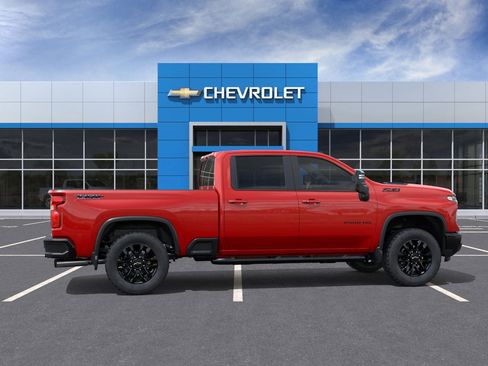 New 2026 Chevrolet Silverado 2500 LT image 5