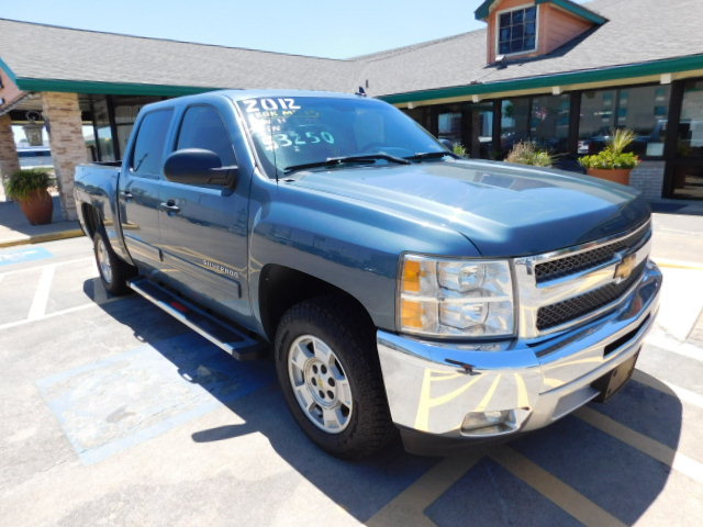 Used 2012 Chevrolet Silverado 1500 2WD Crew Cab LT image 2