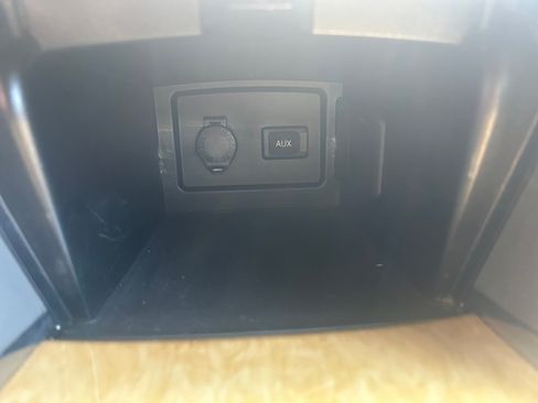 Used 2008 Toyota Camry FWD image 16