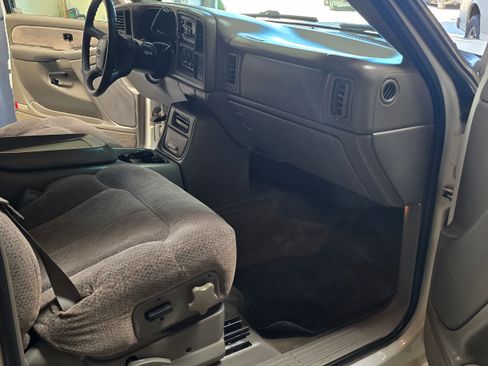 Used 1999 Chevrolet Silverado 1500 LS image 16