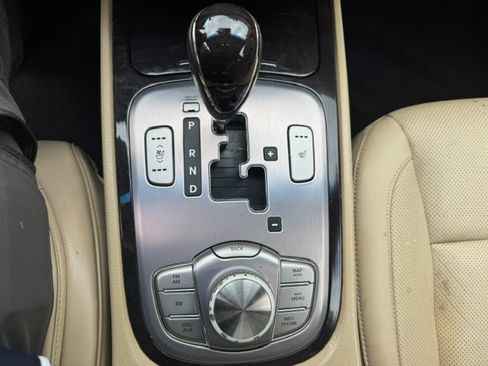 Used 2011 Hyundai Genesis 4.6 RWD image 17