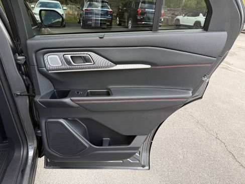 Used 2025 Ford Explorer ST AWD/4WD image 24