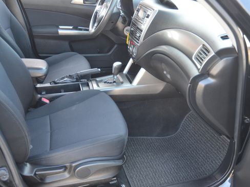 Used 2013 Subaru Forester 2.5X image 10
