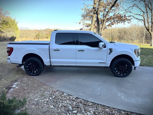 Used 2021 Ford F150 Limited image 6