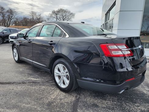 Used 2016 Ford Taurus SEL image 6