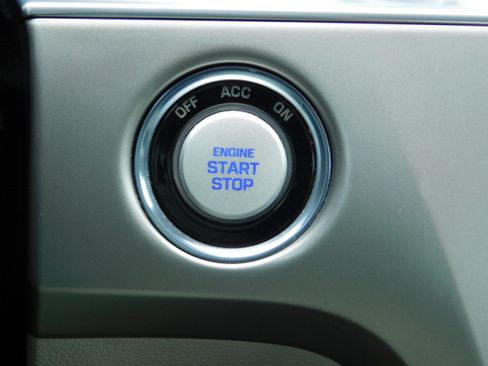 Used 2015 Hyundai Sonata Limited FWD image 16