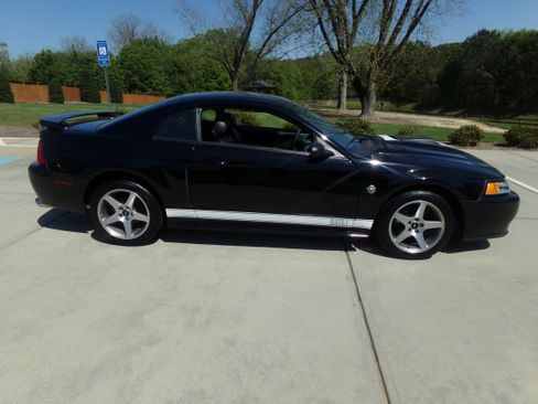 Used 2004 Ford Mustang Mach 1 image 6