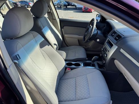Used 2012 Ford Fusion SE image 12