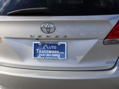 Used 2011 Toyota Venza AWD image 12