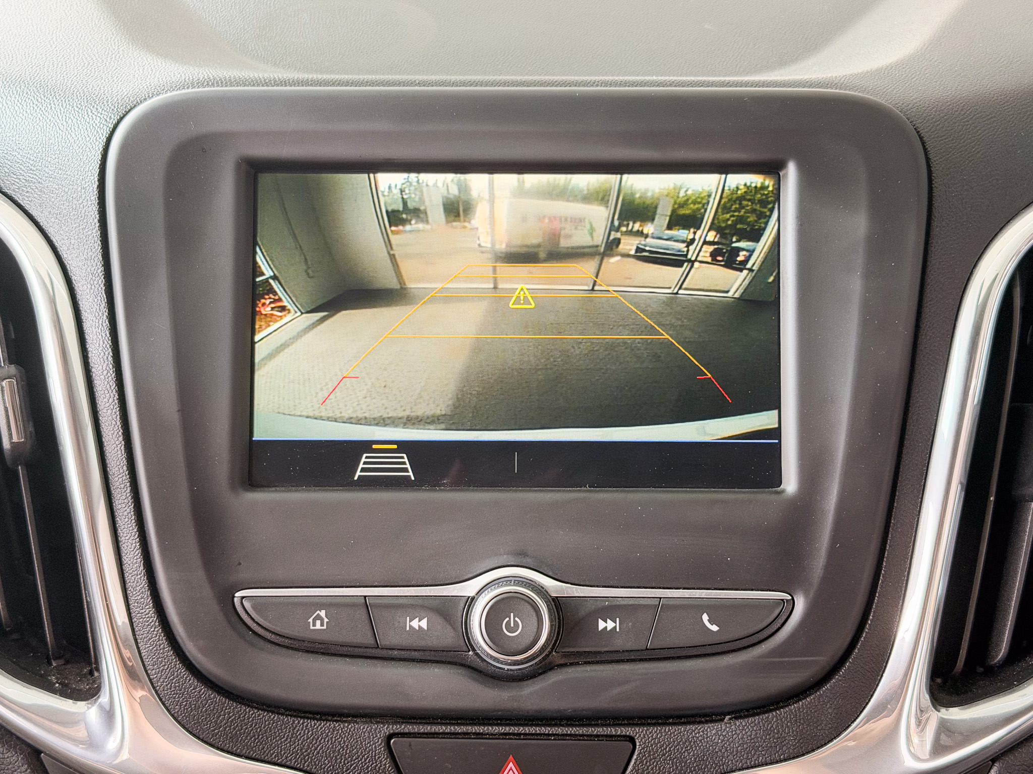 Used 2019 Chevrolet Equinox FWD LT w/ 1LT image 13