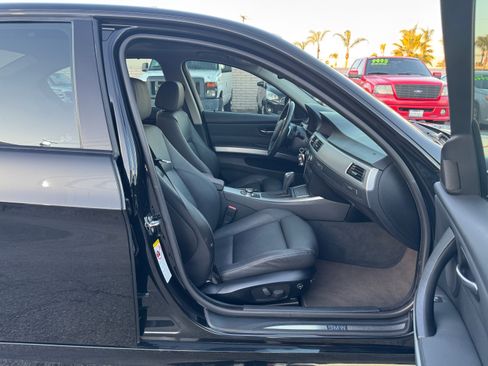 Used 2009 BMW 335i image 17