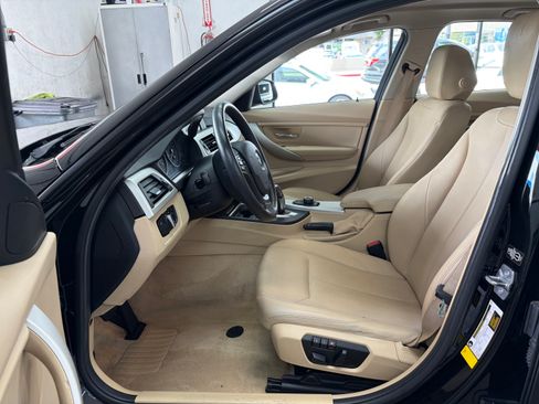 Used 2015 BMW 320i Sedan RWD image 13