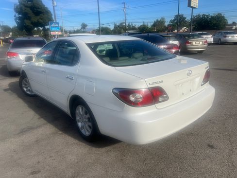 Used 2004 Lexus ES 330 image 12