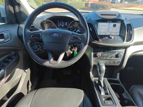 Used 2018 Ford Escape SEL image 7
