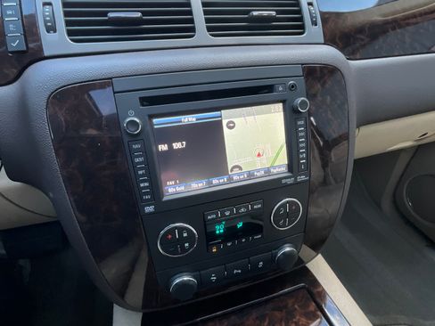 Used 2012 GMC Yukon Denali image 13