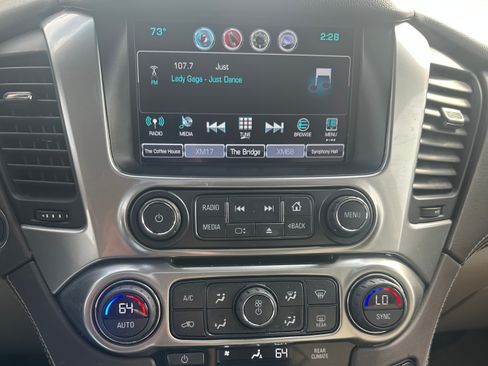 Used 2016 Chevrolet Suburban LT image 15