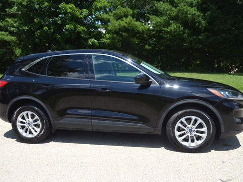 Used 2021 Ford Escape SE AWD/4WD image 6