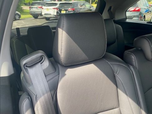 Used 2024 Honda Odyssey Touring image 19